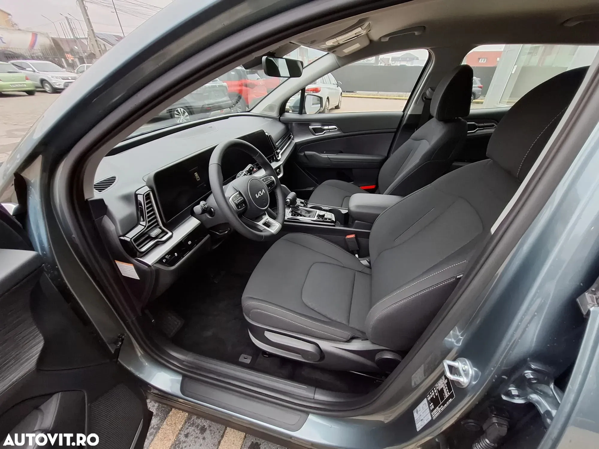 Kia Sportage 1.6 T-GDI MHEV 7DCT HP 4x2 Urban - 10