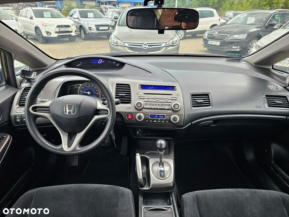 Honda Civic 1.8 Executive - 15