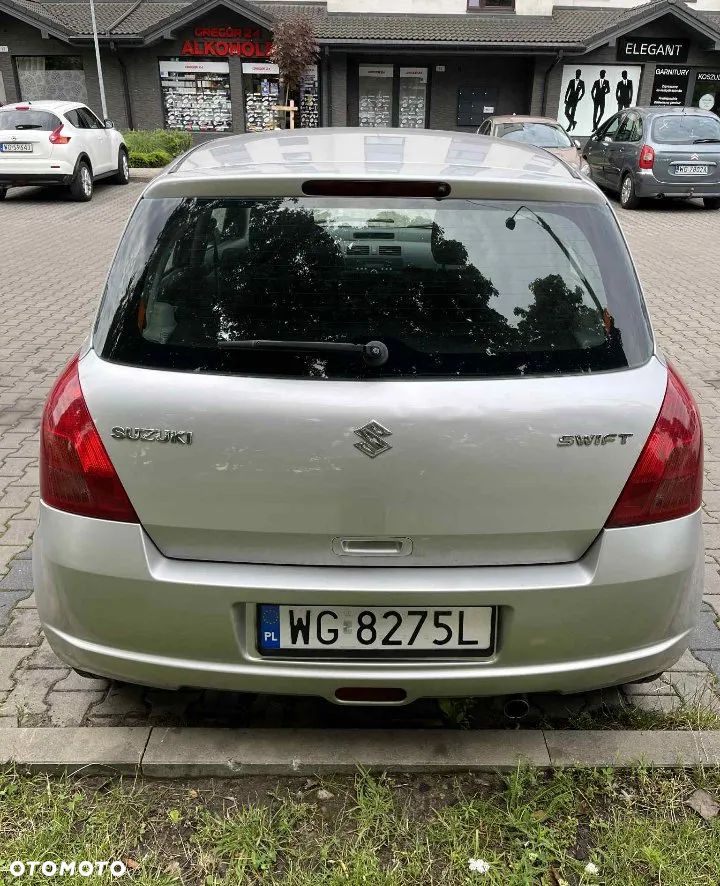 Suzuki Swift - 6