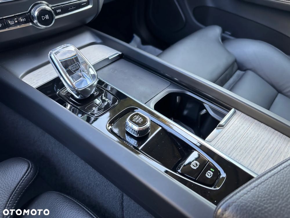 Volvo XC 60 B4 D Geartronic Inscription - 26