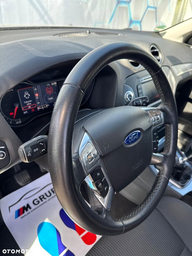 Ford Mondeo 2.0 TDCi Black Magic - 19
