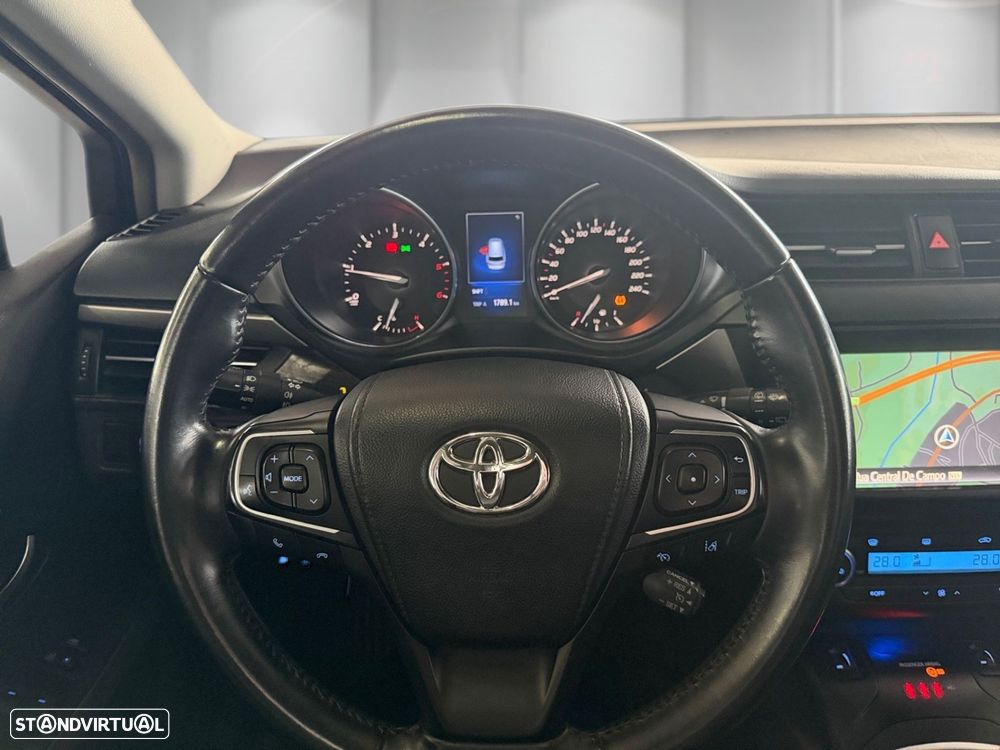 Toyota Avensis SW - 6