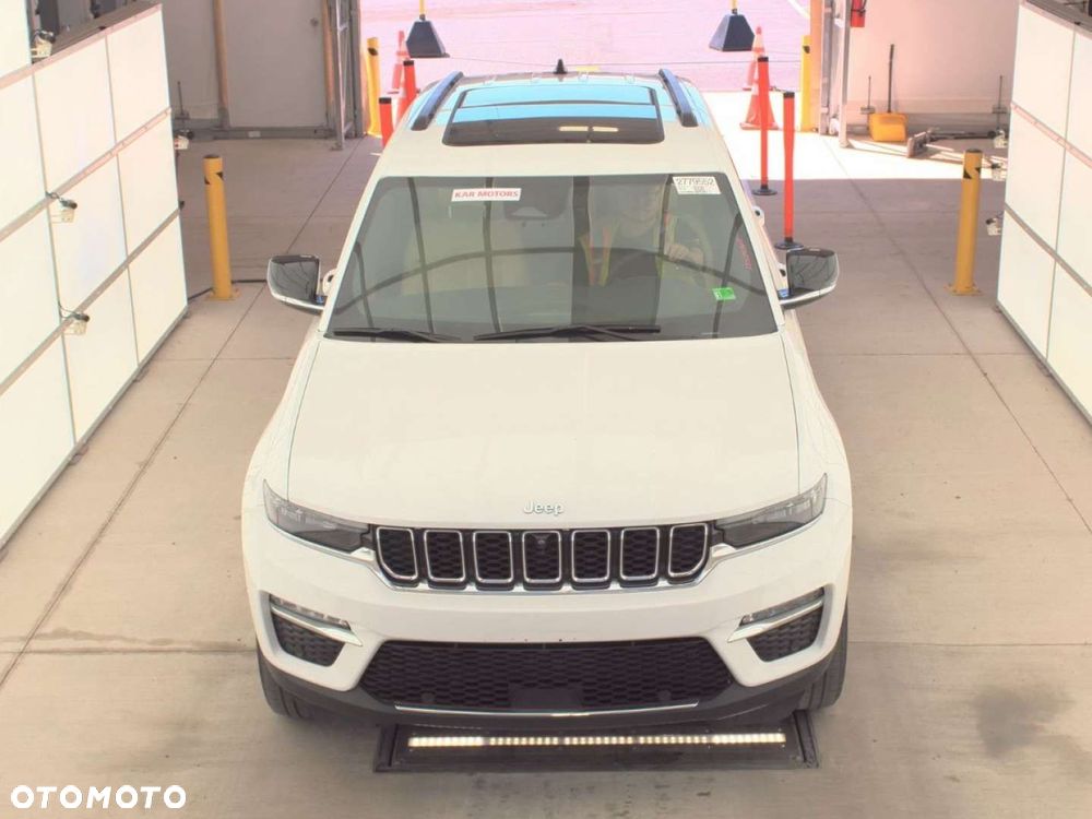 Jeep Grand Cherokee - 10
