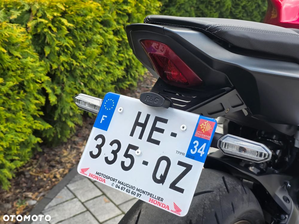Honda CB - 11
