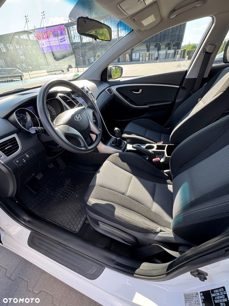Hyundai i30 1.4 Trend - 6