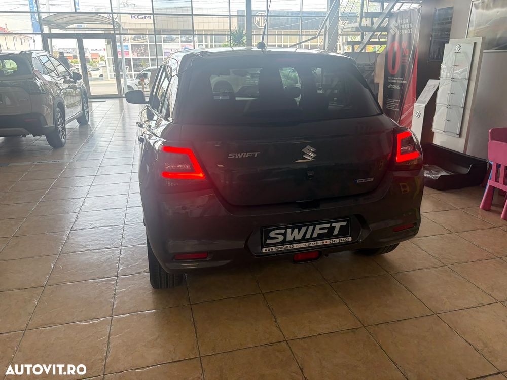 Suzuki Swift 1.2 Dualjet 12V MHEV Passion - 3