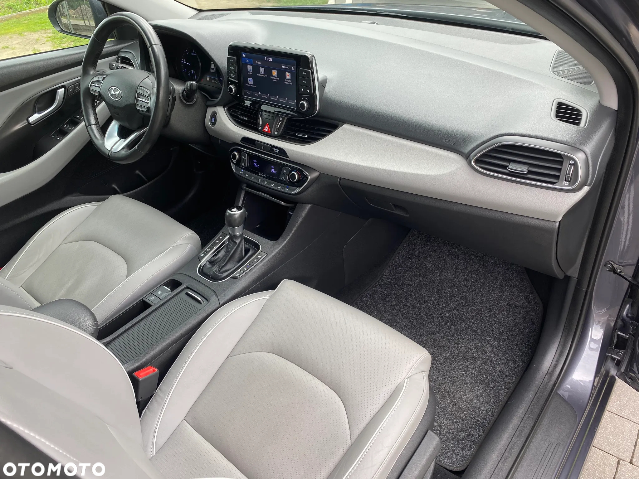 Hyundai i30 1.6 D Premium DCT - 13