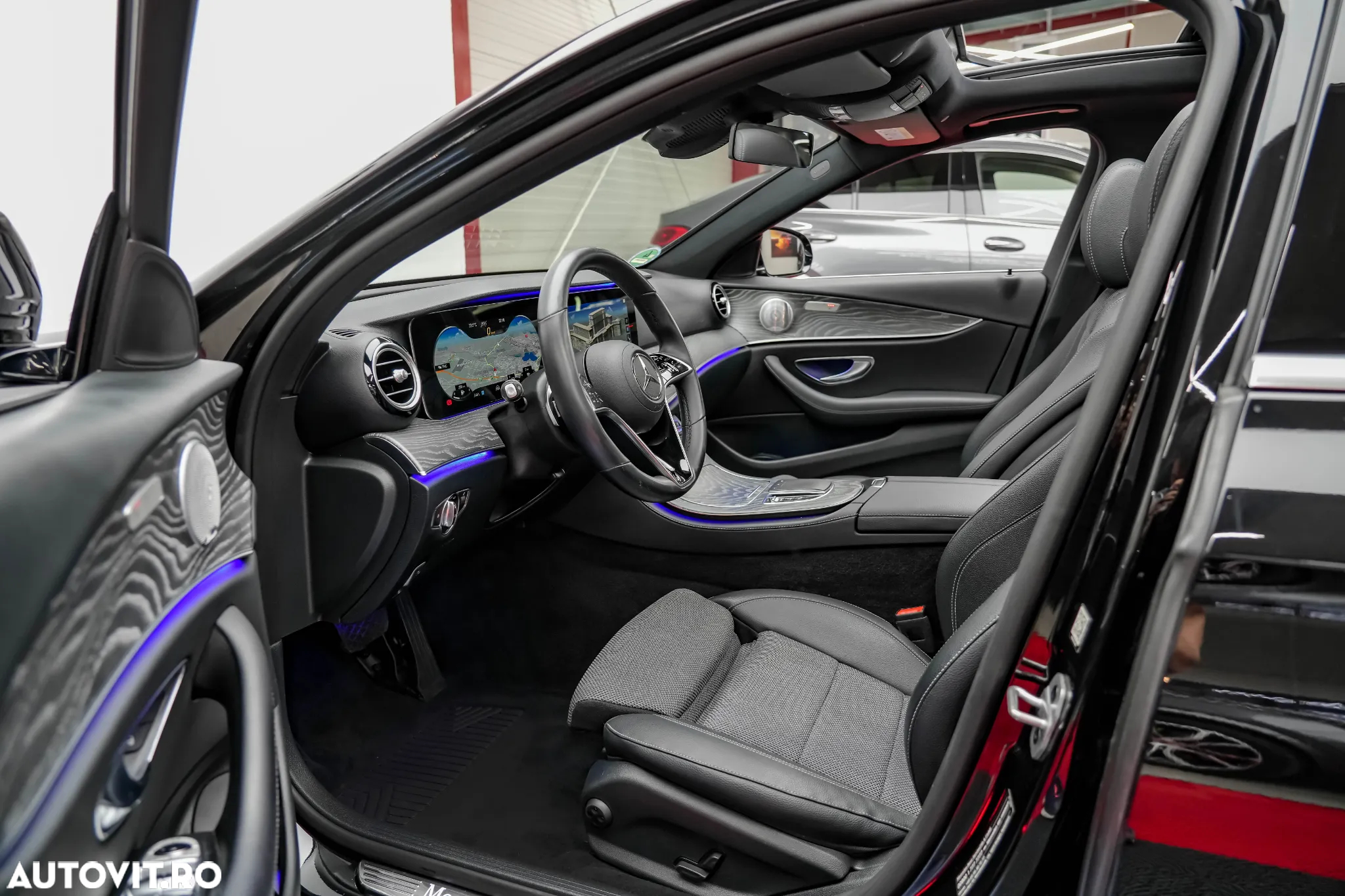 Mercedes-Benz E 300de 4Matic 9G-TRONIC Edition AMG Line - 4