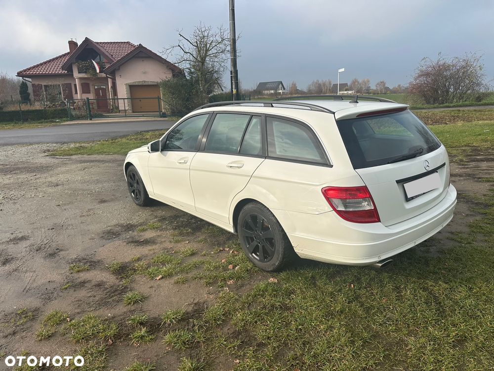 Mercedes-Benz Klasa C 180 Kompressor Automatik - 11