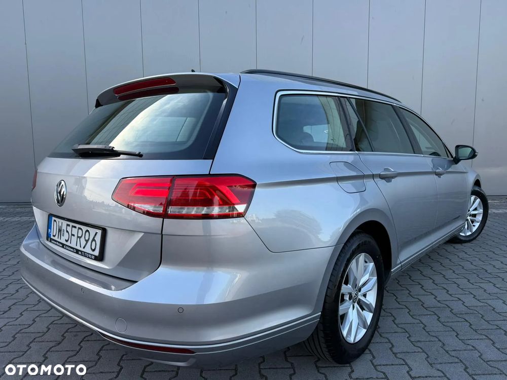 Volkswagen Passat 2.0 TDI BMT Comfortline - 13