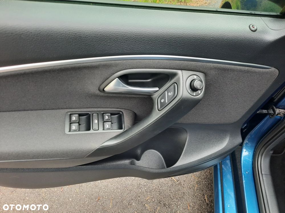 Volkswagen Polo 1.0 Lounge - 25