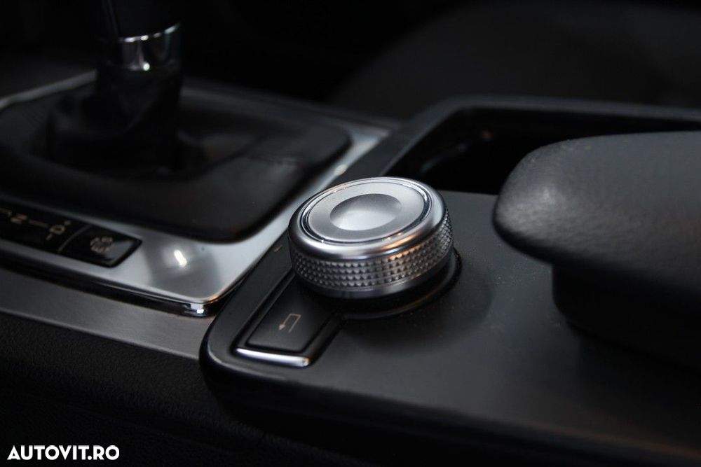 Mercedes-Benz E - 18