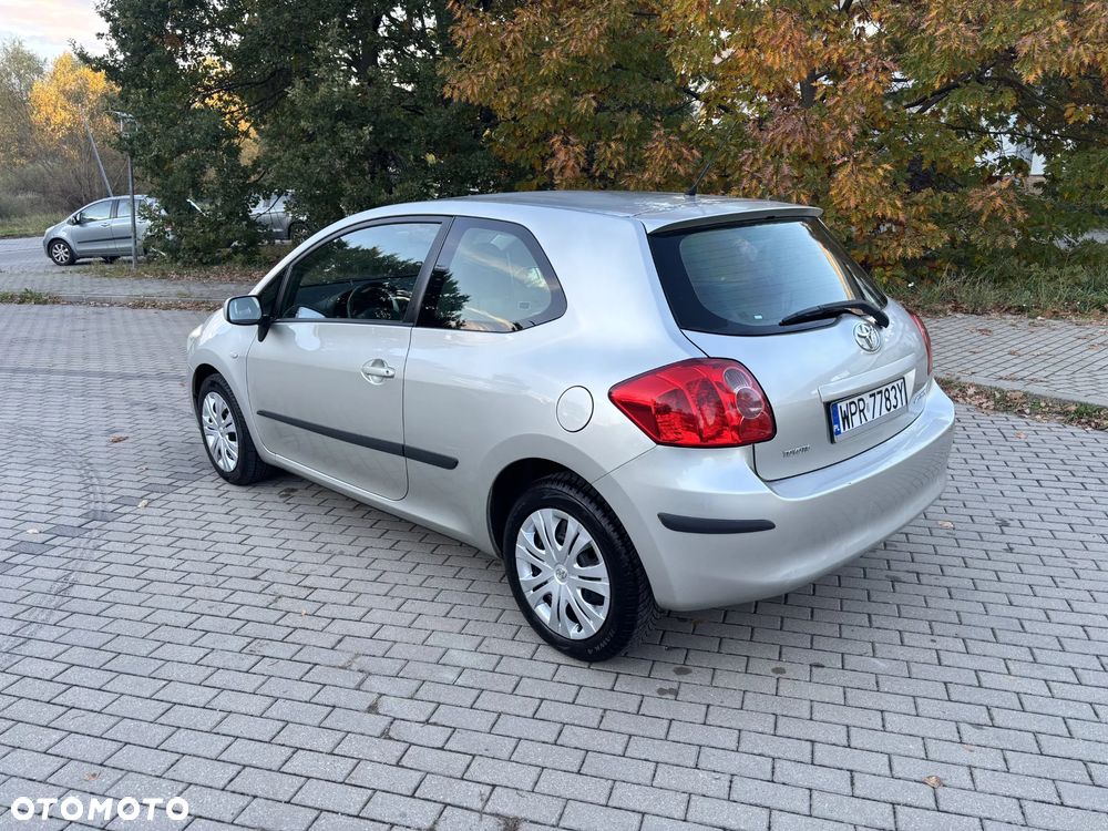 Toyota Auris - 3