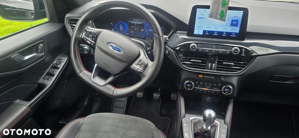 Ford Kuga 2.0 EcoBlue mHEV FWD ST-Line X - 13