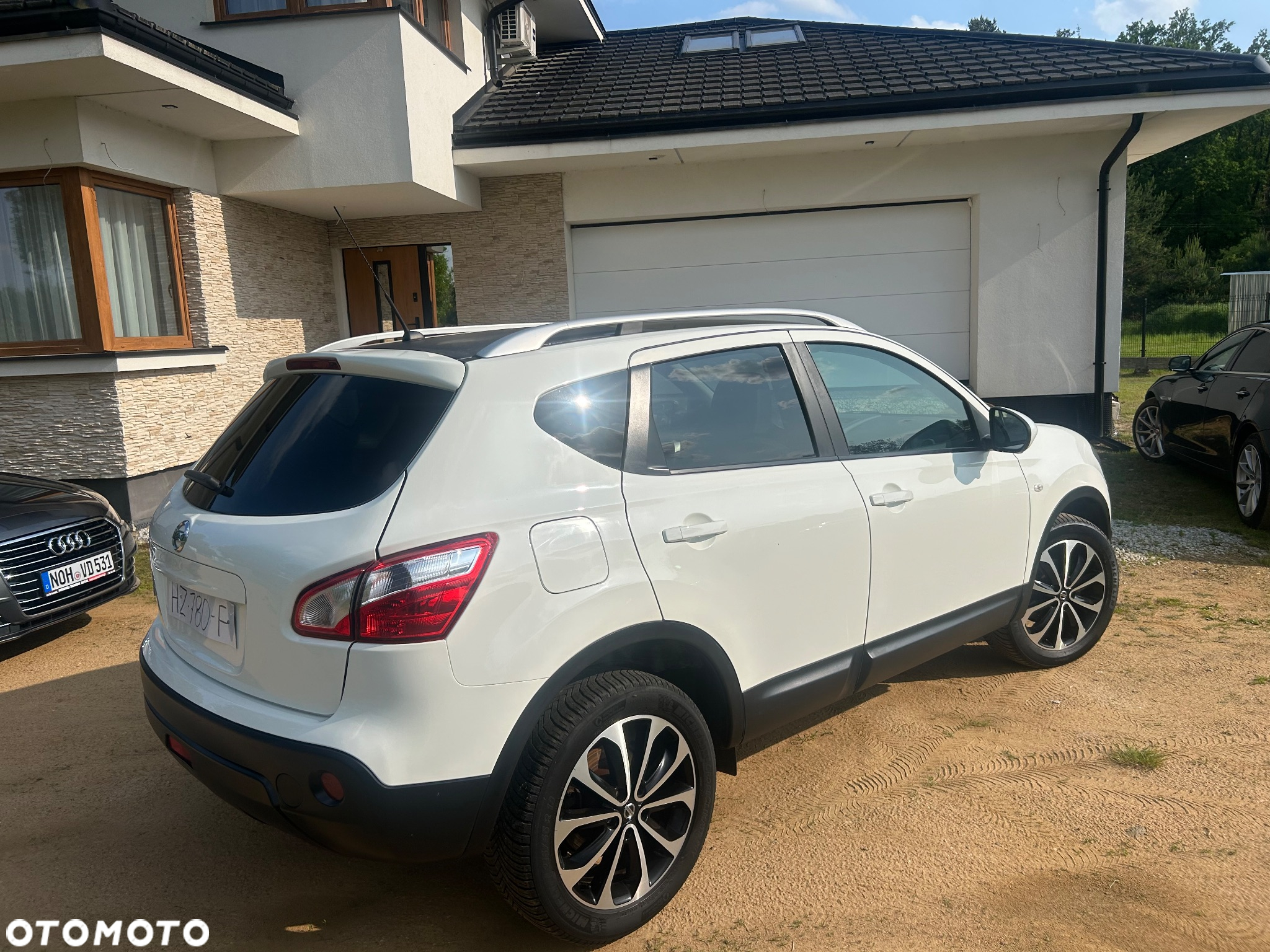 Nissan Qashqai 1.6 visia - 10