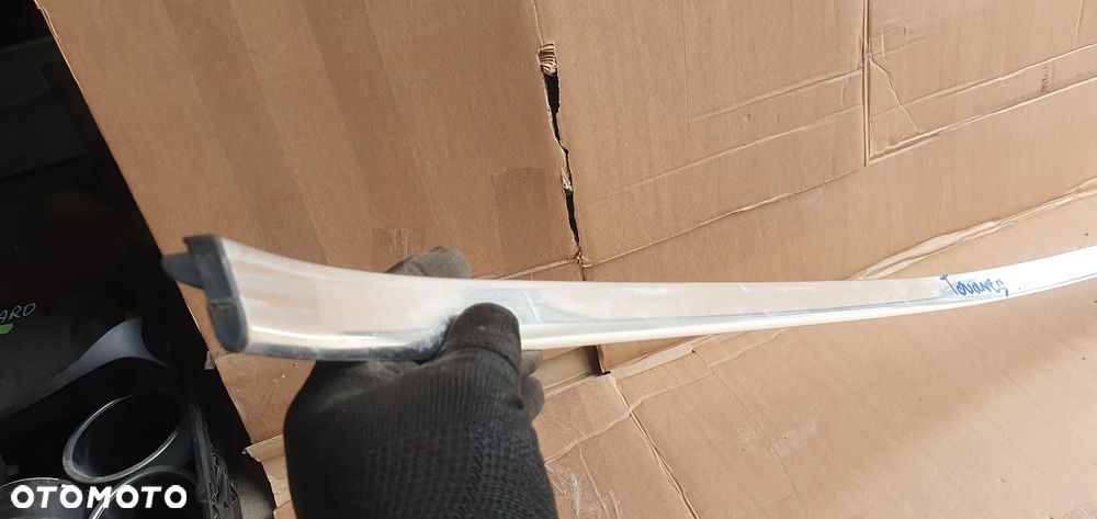 Listwa dachowa lewa chrom VW Touareg 7L - 5