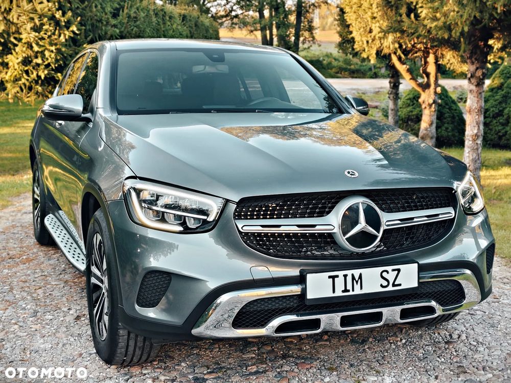 Mercedes-Benz GLC 200 4Matic 9G-TRONIC Exclusive - 9
