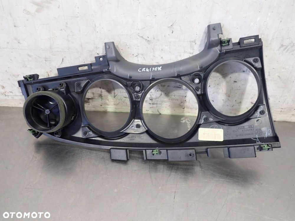 OBUDOWA LICZNIKA CHRYSLER PT CRUISER 2.4 LIFT POYW801S2AK  BT258401870080 - 2