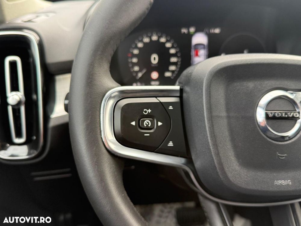 Volvo XC 40 Recharge T5 Twin Engine AT7 Inscription Expression - 12