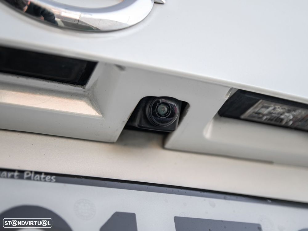 Nissan Qashqai 1.5 dCi N-Connecta J18 - 9