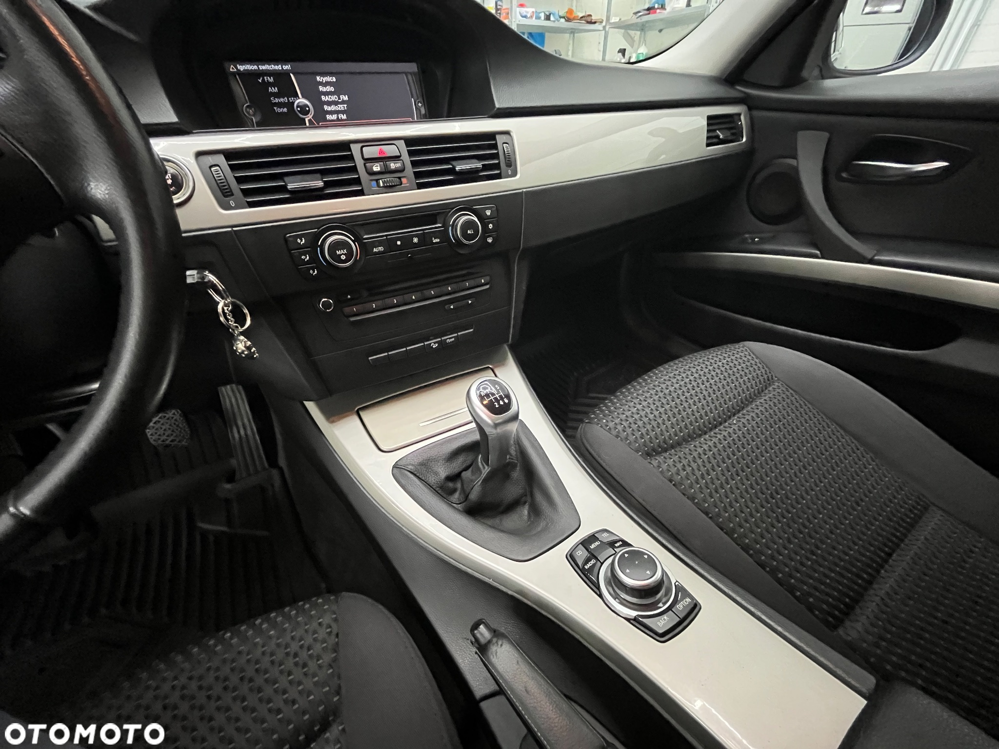BMW Seria 3 320d xDrive - 12