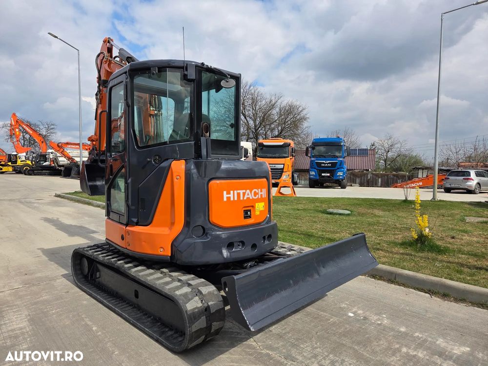 Hitachi ZX55, 5t, 2020, 2.189h, CUPLA RAPIDA HIDRAULICA+3 CUPE, senile cauciuc NOI, inst picon pe brate, inst rotire pe brate, LAMA NIVELARE, ad sapare 5m, latime 2m, ridica 3,2t, Aer cond, posibilitate leasing, STARE FOARTE BUNA-PROMOTIE 41.900 EUR+Tva - 24