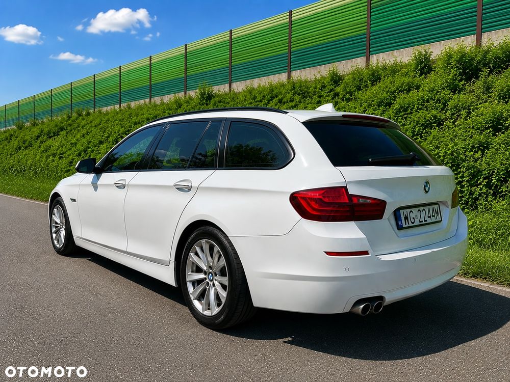 BMW Seria 5 520d xDrive Luxury Line - 4