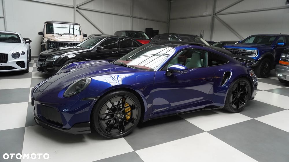 Porsche 911 Turbo S - 1