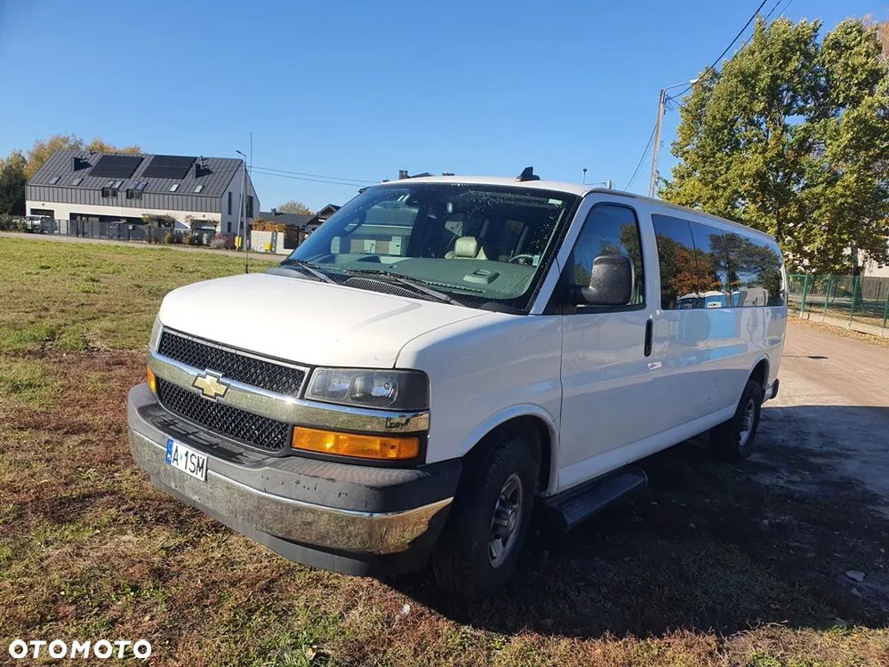 Chevrolet Express - 1