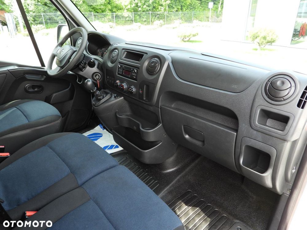 Renault MASTER FURGON BRYGADÓWKA 7 MIEJSC TEMPOMAT BLIŹNIACZE KOŁA KLIMATYZACJA  145KM - 33