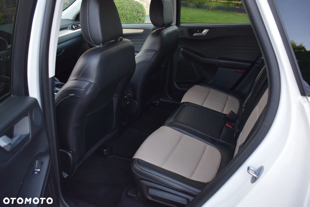 Ford Escape 2.0 EcoBoost AWD Titanium - 15