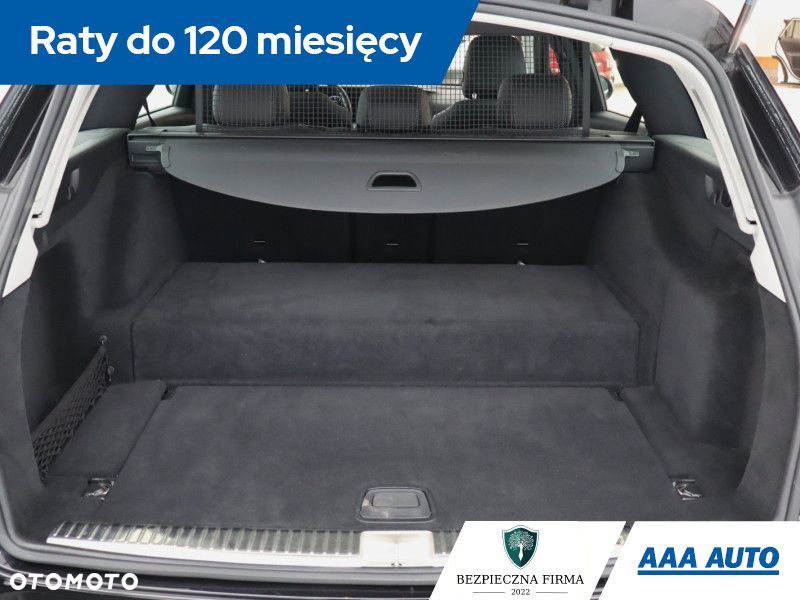 Mercedes-Benz Klasa E - 16