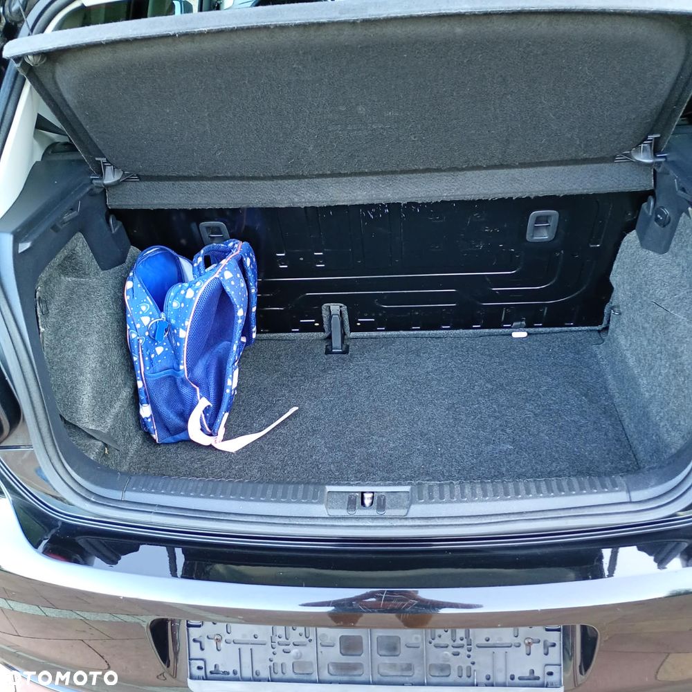 Volkswagen Polo - 9