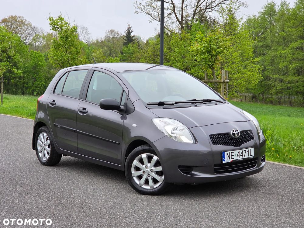 Toyota Yaris 1.3 Terra - 5