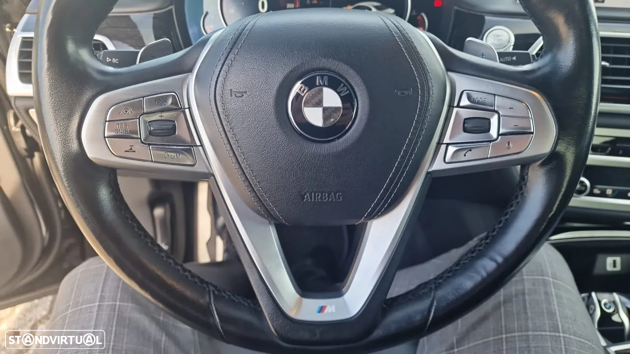 BMW 730 d xDrive Pack M - 23