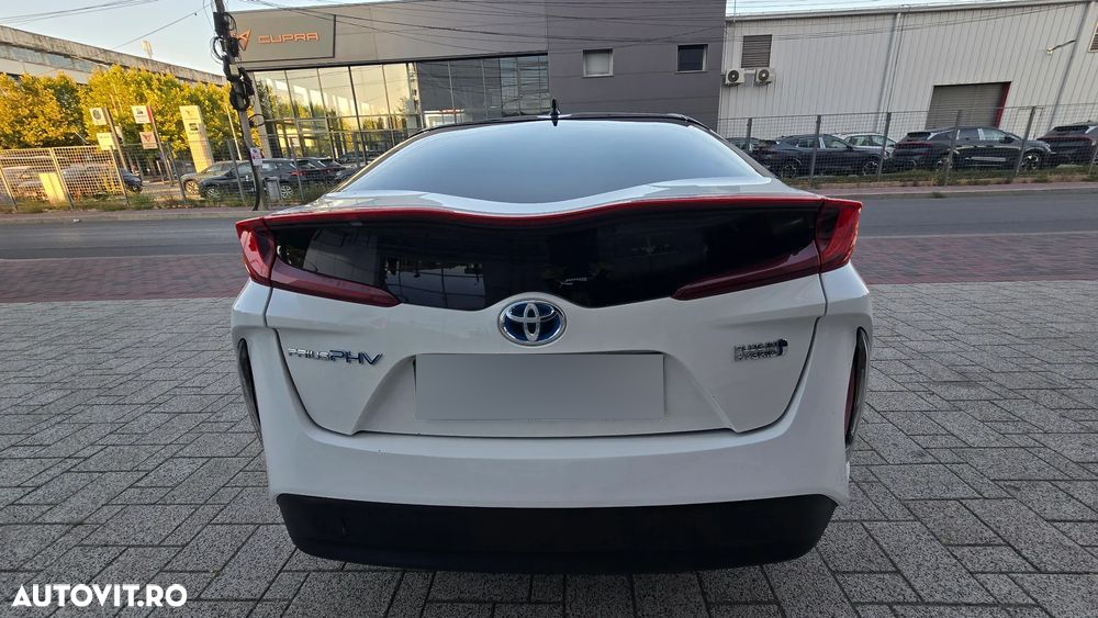 Toyota Prius Prime 1.8 HSD Dynamic - 4