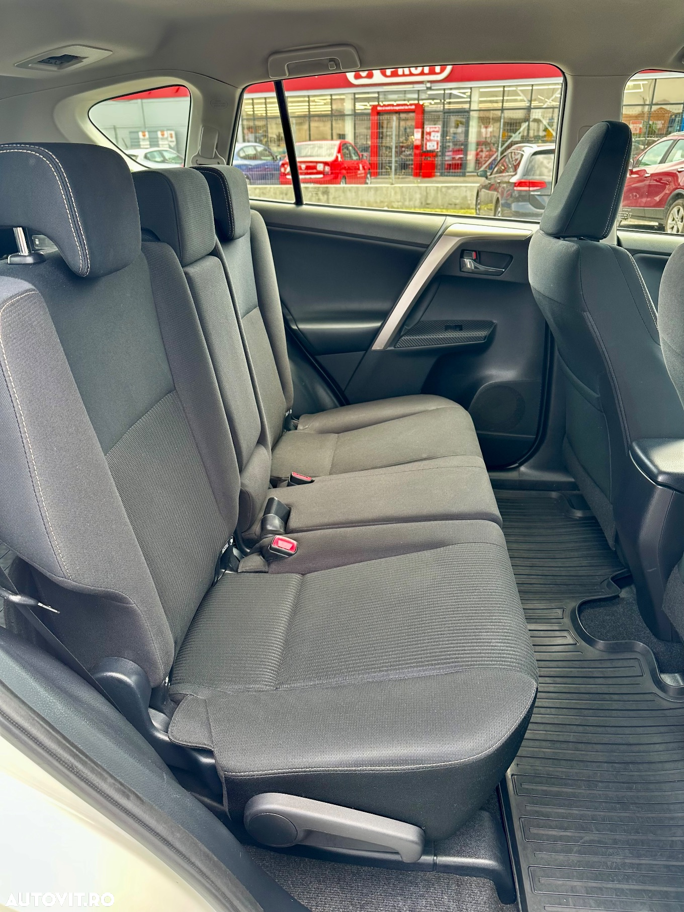 Toyota RAV4 2.2 D-4D 4WD Executive - 9