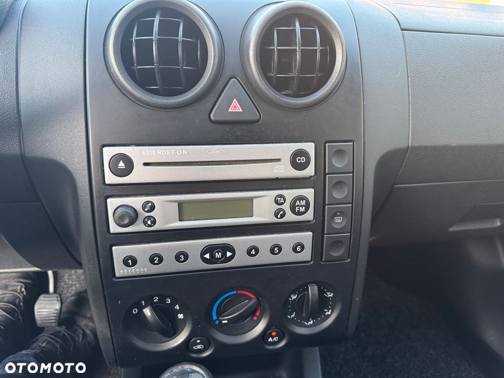 Ford Fusion 1.4 Fun - 14