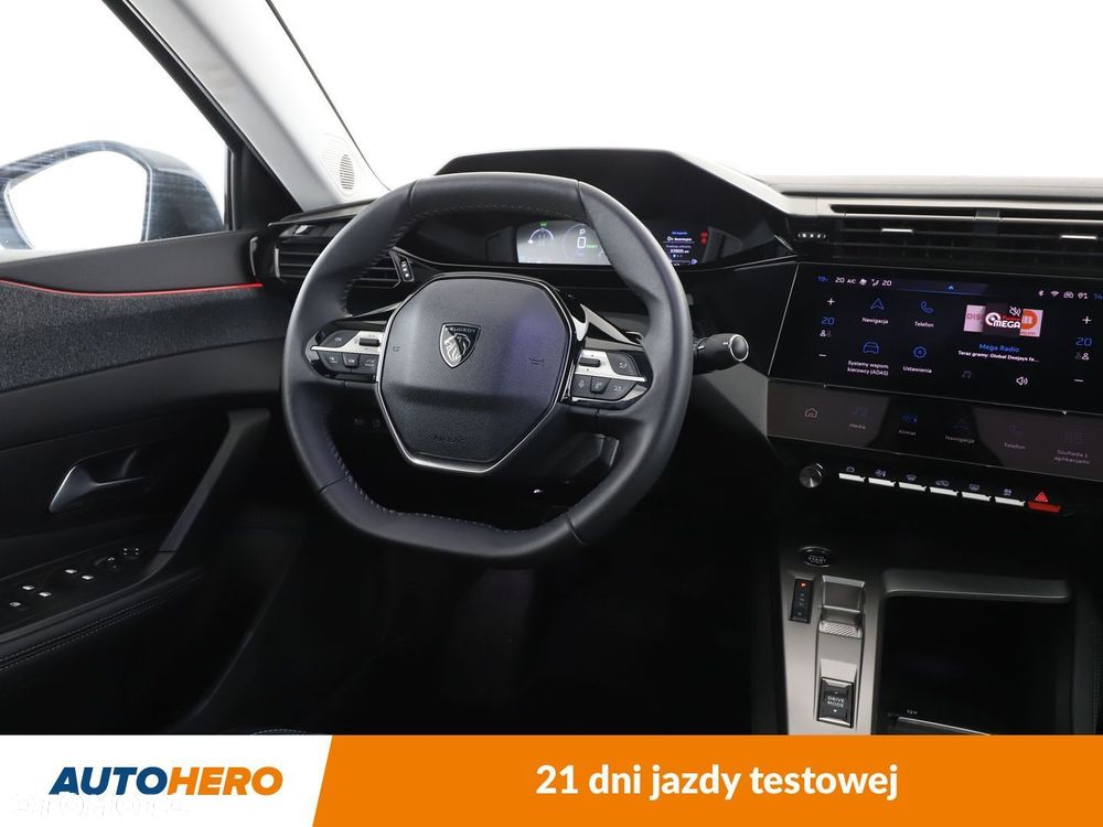 Peugeot 408 - 13