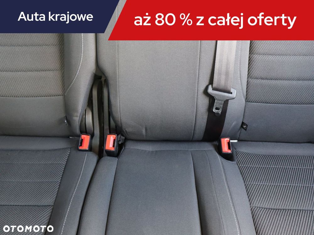 Ford Kuga - 12