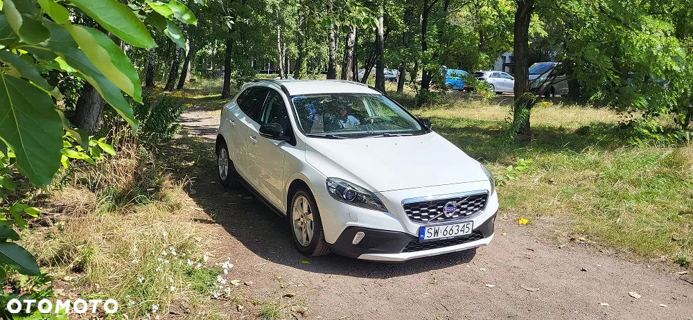 Volvo V40 D3 Momentum - 4