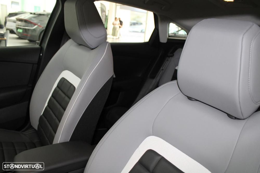 Citroën e-C4 54 kWh Max - 11