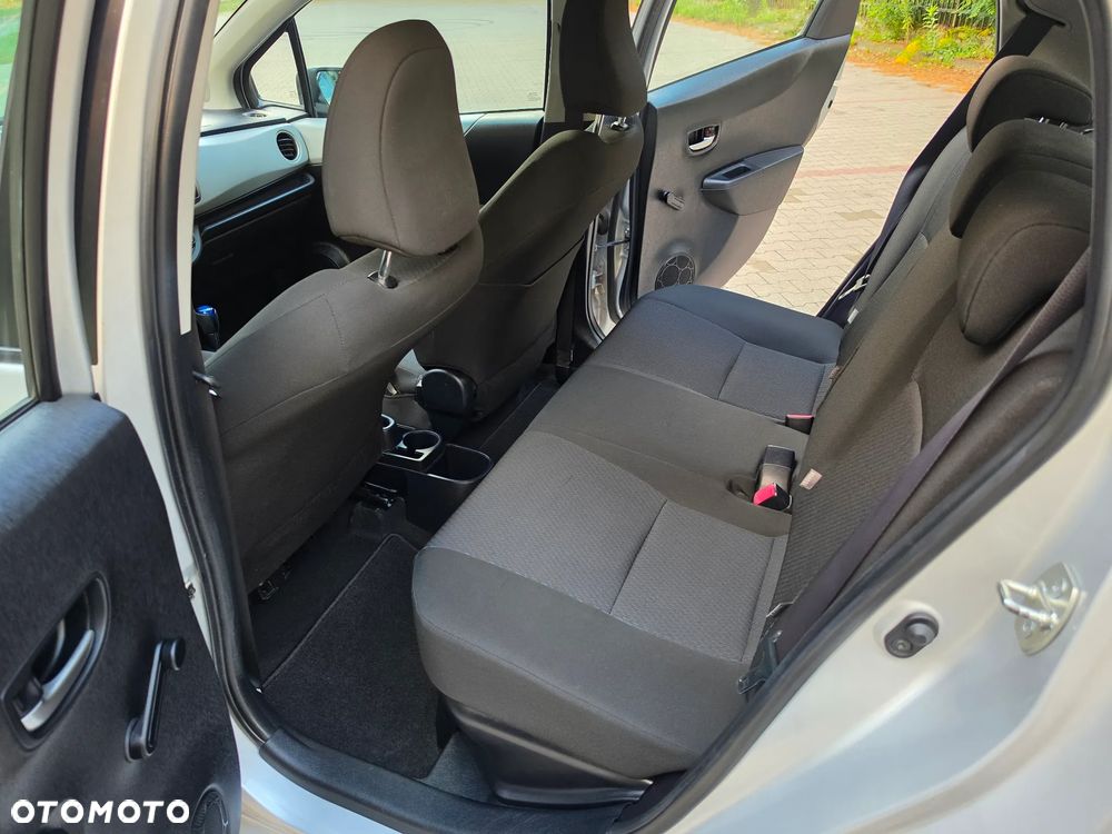 Toyota Yaris 1.5 VVT-i Life - 19