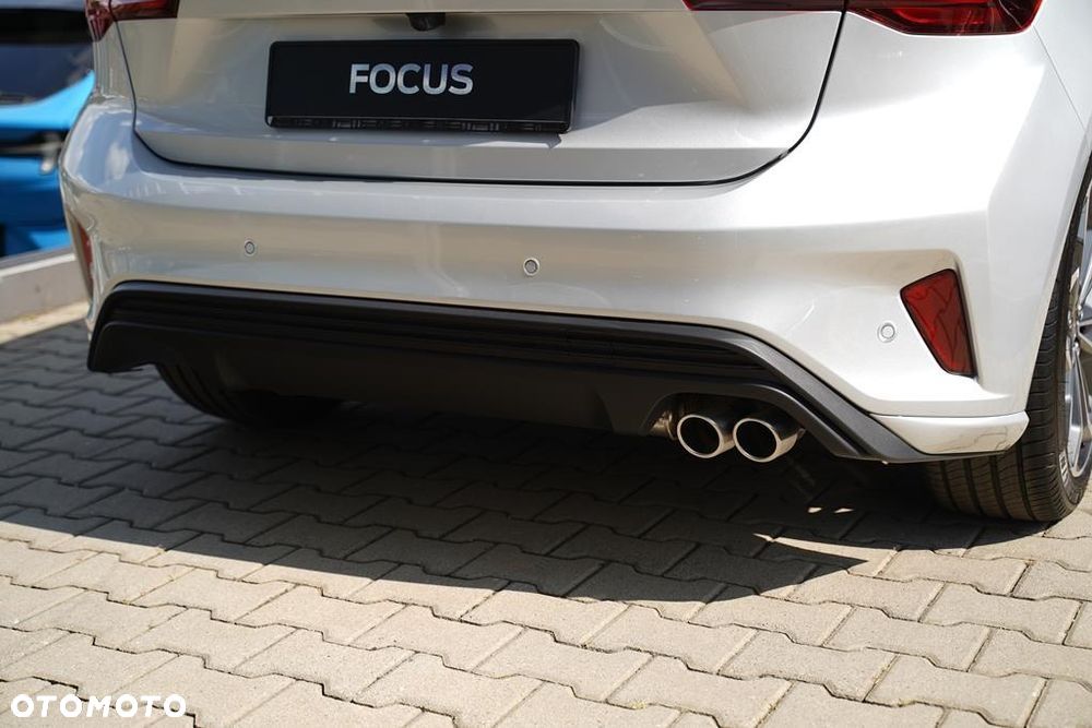 Ford Focus 1.0 EcoBoost mHEV ST-Line X - 24