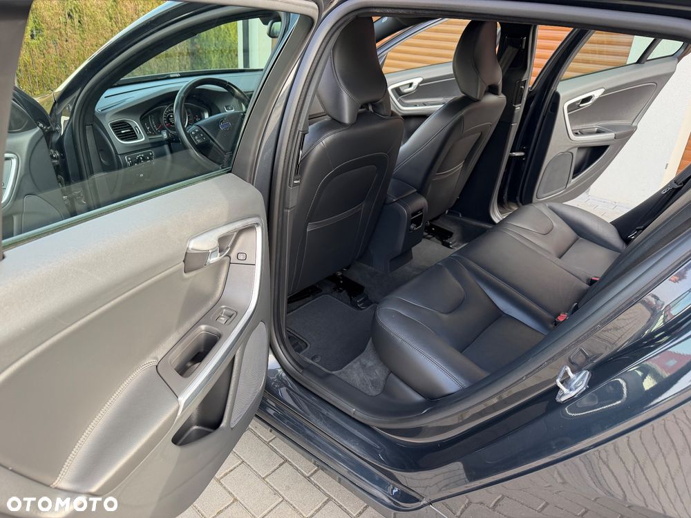 Volvo V60 D2 Drive-E Kinetic - 10