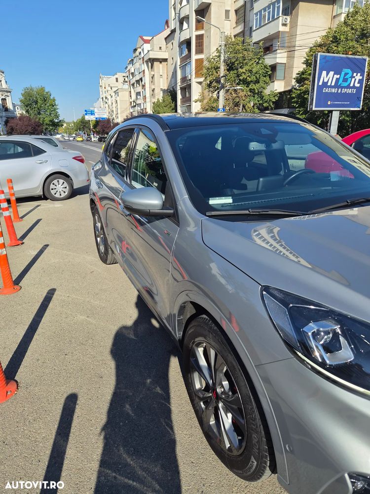 Ford Kuga - 3