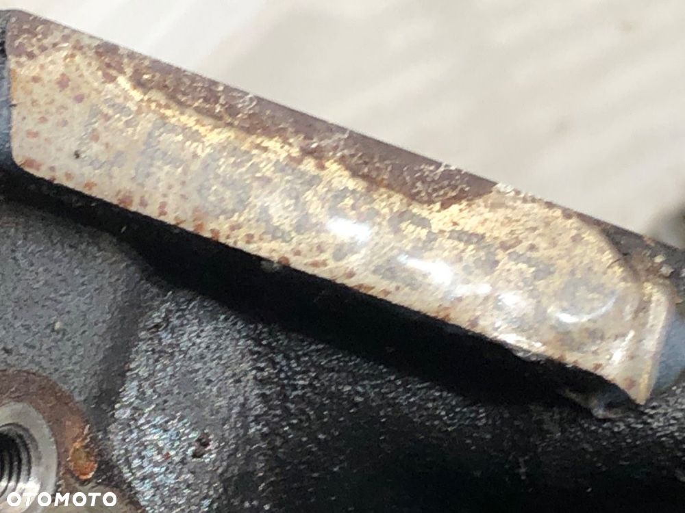 SILNIK - 4375.00 PLN - SKODA SUPERB II Kombi (3T5) 2009 - 2015 2.0 TDI 125 kW [170 KM] olej - 7