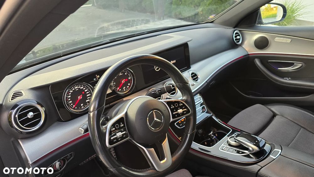 Mercedes-Benz Klasa E - 13