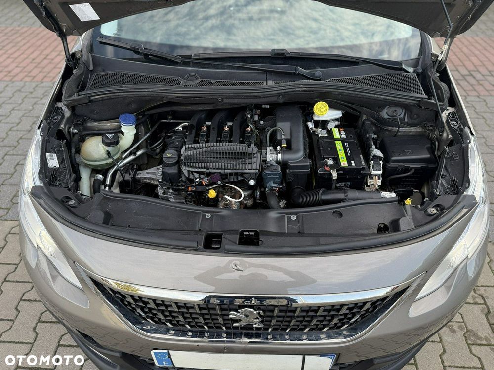 Peugeot 2008 - 10