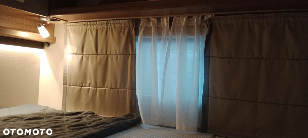 KNAUS LIVE WAVE 700MEG - 24